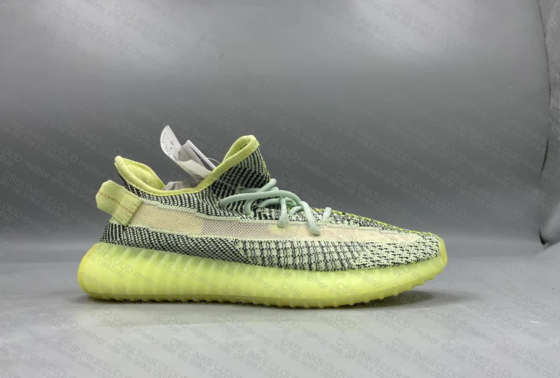 Yeezy 350 | 65y cada 10