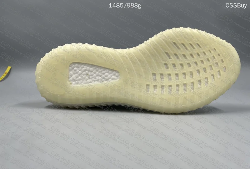 Yeezy 350 99y 4