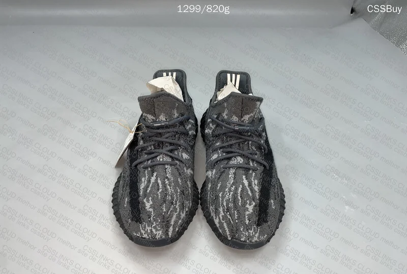 Yeezy 350 99y Pk God