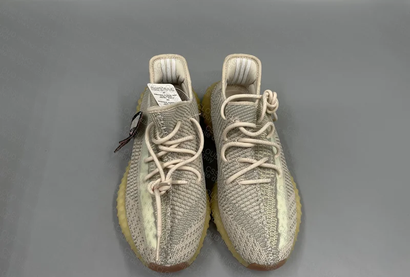 YEEZY 350 99y³