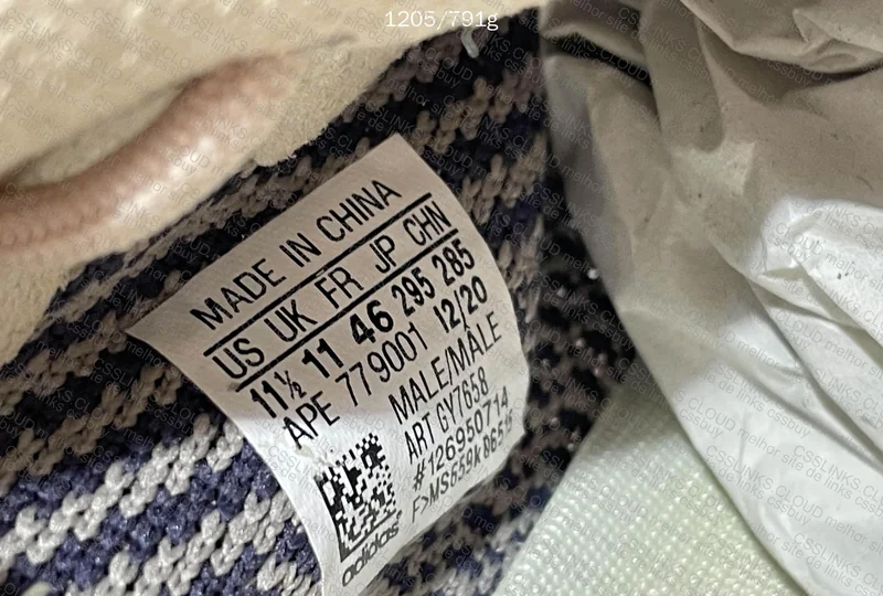 Yeezy 350 ALEATORIO 99y (black friday) 8