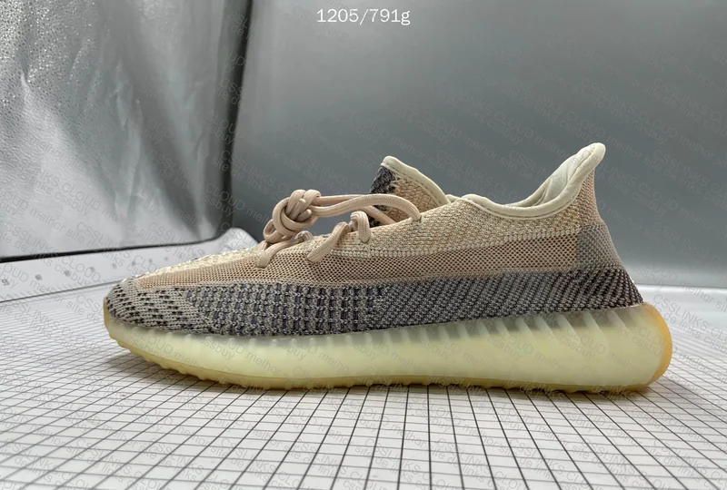 Yeezy 350 ALEATORIO 99y (black friday) 9