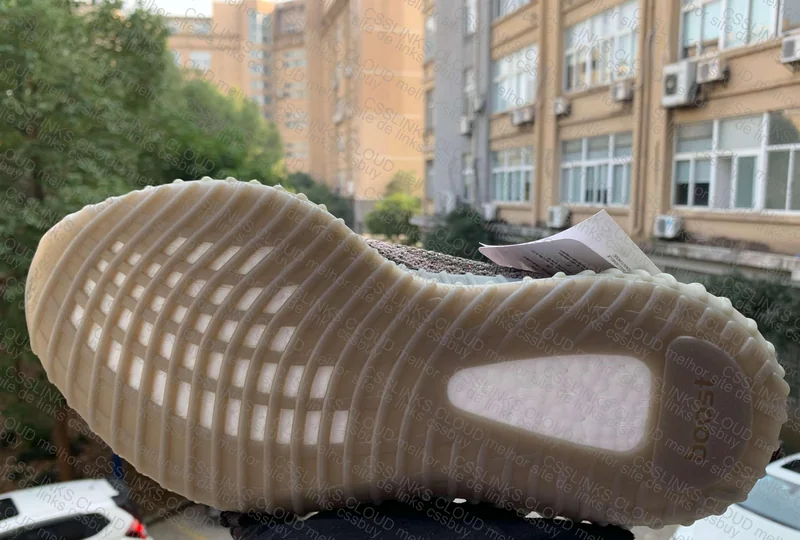 Yeezy 350 Beluga LW Batch 9