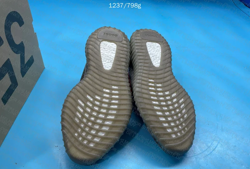 Yeezy 350 Beluga LW (JMDY Service 10/10) 9
