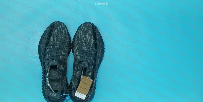 yeezy 350 Black Grey 3
