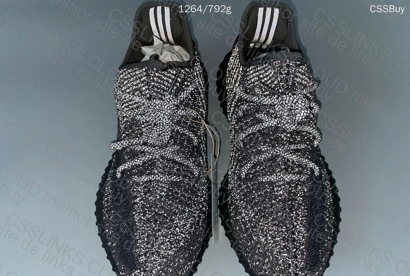 YEEZY 350 BLACK REFLECTIVE 2