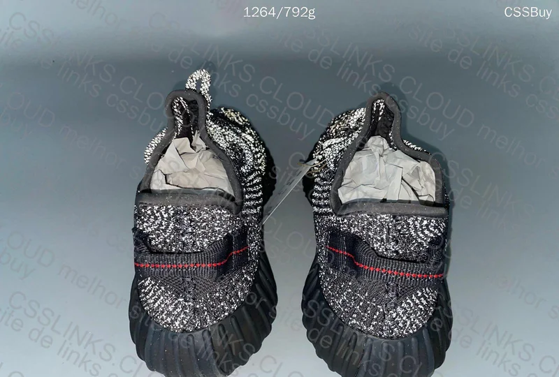 YEEZY 350 BLACK REFLECTIVE 3