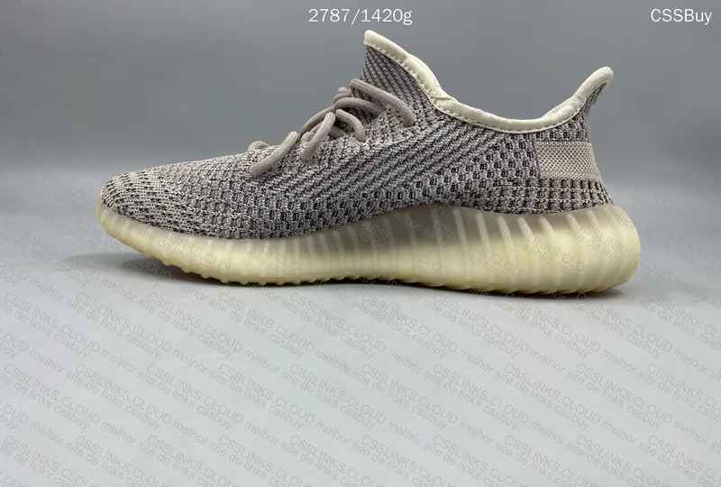 yeezy 350 blind box - 130Y 4