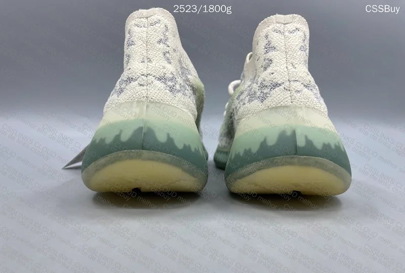 Yeezy 350 Blind Box - 130Y
