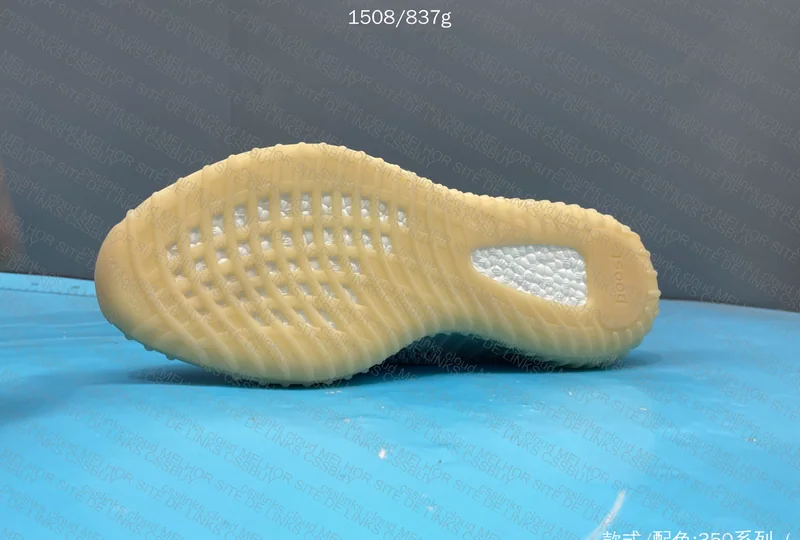 Yeezy 350 (blind box) 10