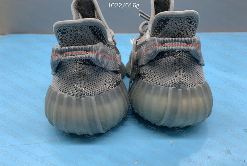 YEEZY 350 - blind box 5