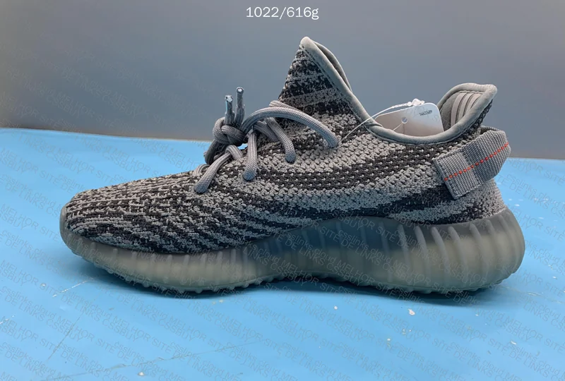 YEEZY 350 - blind box 6