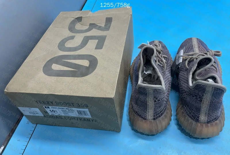 Yeezy 350 - Blind Box 2