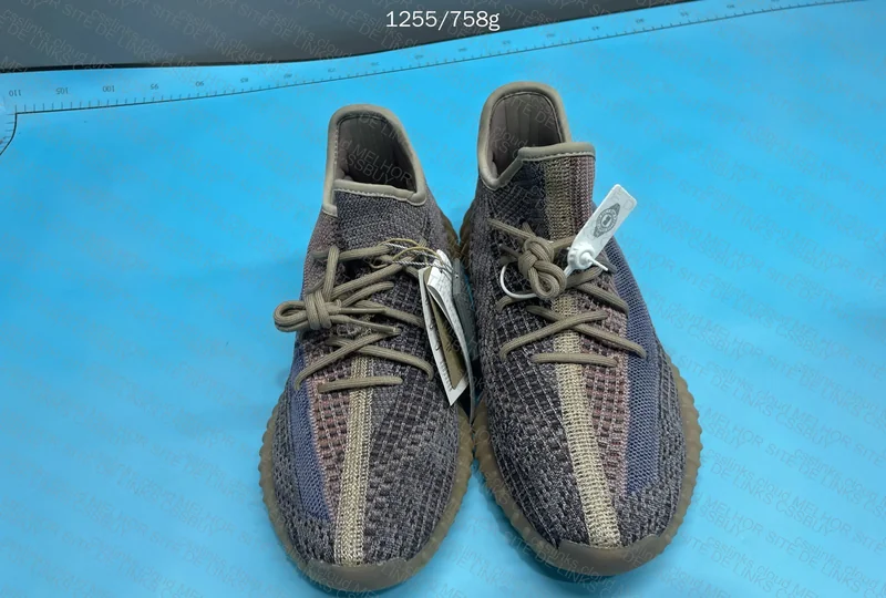 Yeezy 350 - Blind Box 5