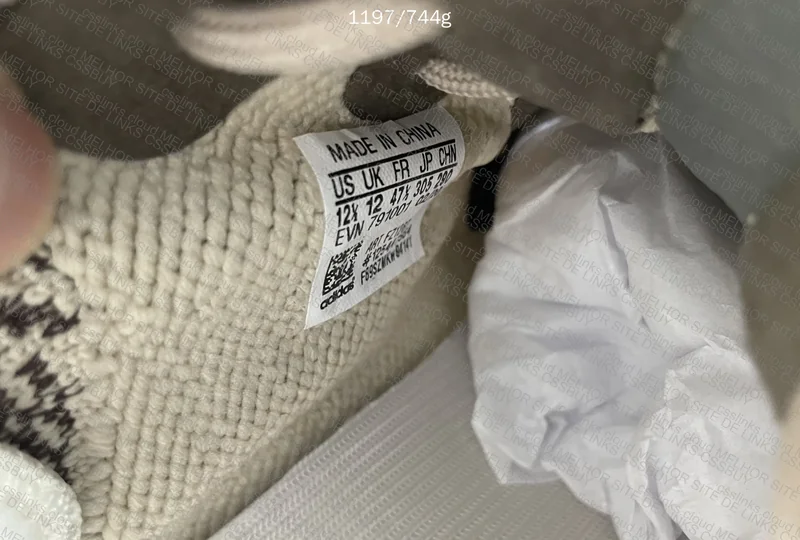 Yeezy 350 blind box 9