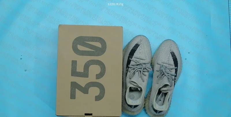 Yeezy 350 Blind Box - 49¥ 3
