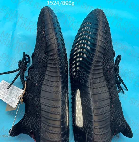 Yeezy 350 blind box 68y 3