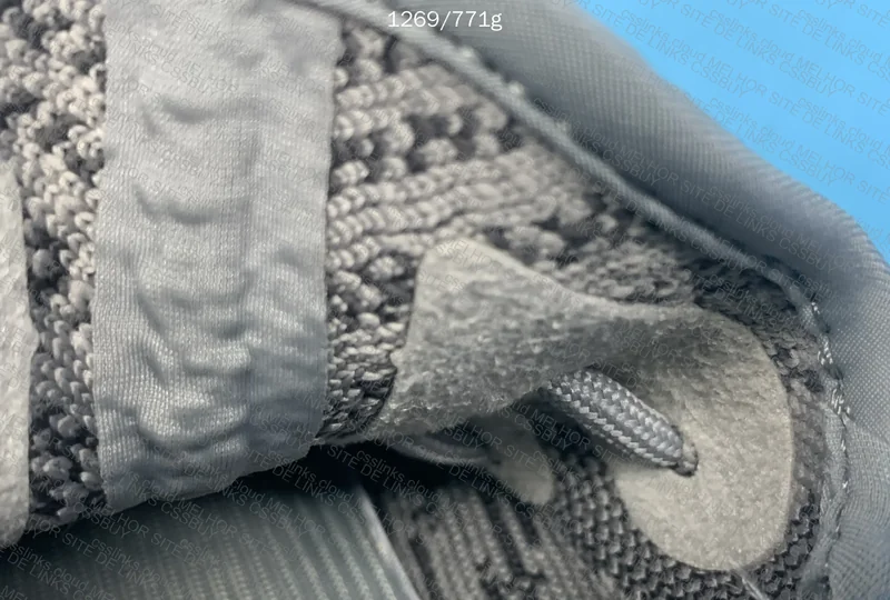 Yeezy 350 blind box "LW BATCH" 6