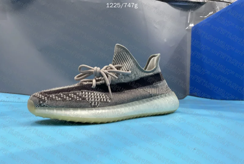 Yeezy 350 blindbox 5