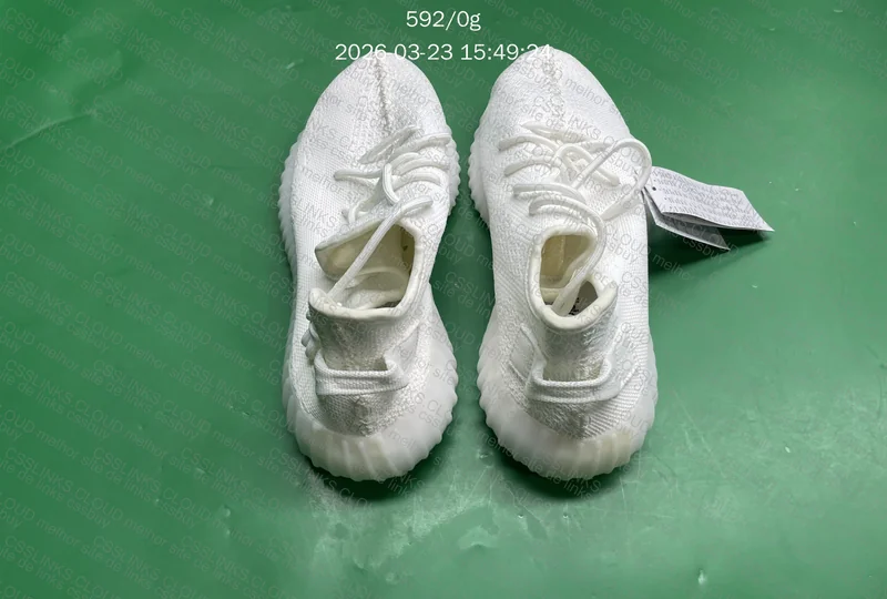 yeezy 350 blindbox 2