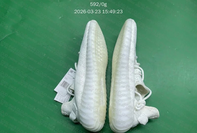 yeezy 350 blindbox 3
