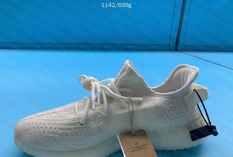 Yeezy 350 Bone