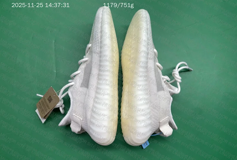 Yeezy 350 Bone LW 3