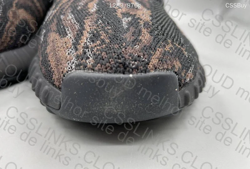 Yeezy 350 Boost V2 “MX Rock” LW 9