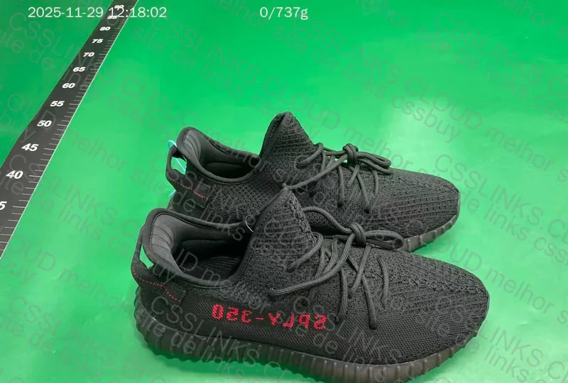 Yeezy 350 Bred 4