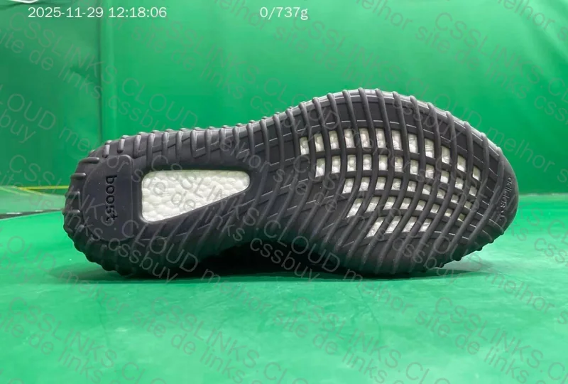 Yeezy 350 Bred 7
