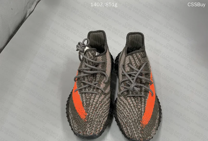 Yeezy 350 Carbon Beluga