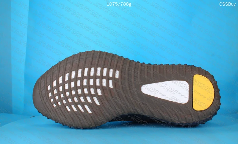 yeezy 350 cinder 5