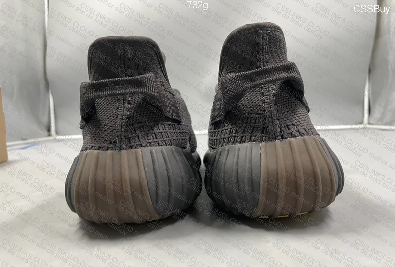 Yeezy 350 - Cinder - 119¥ 3