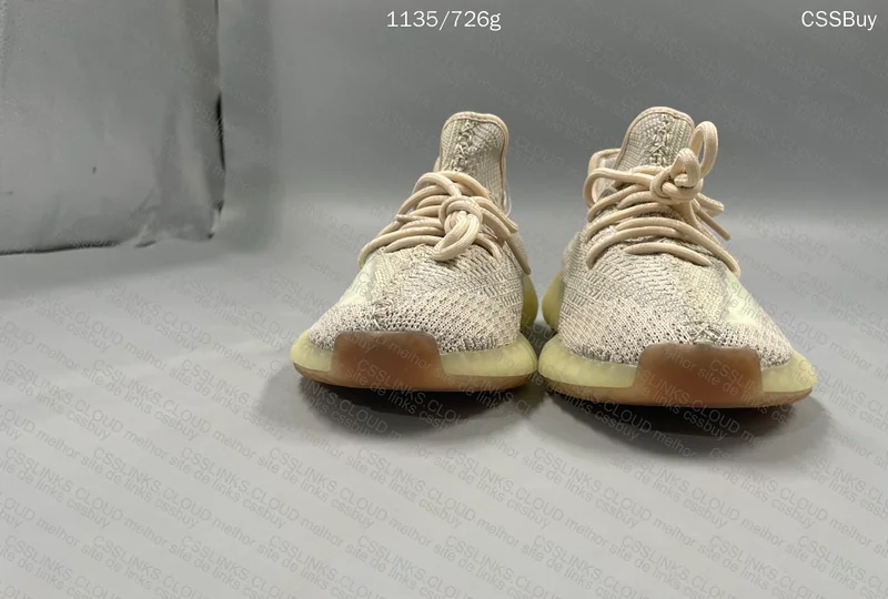 yeezy 350 citrin (GL??) 3