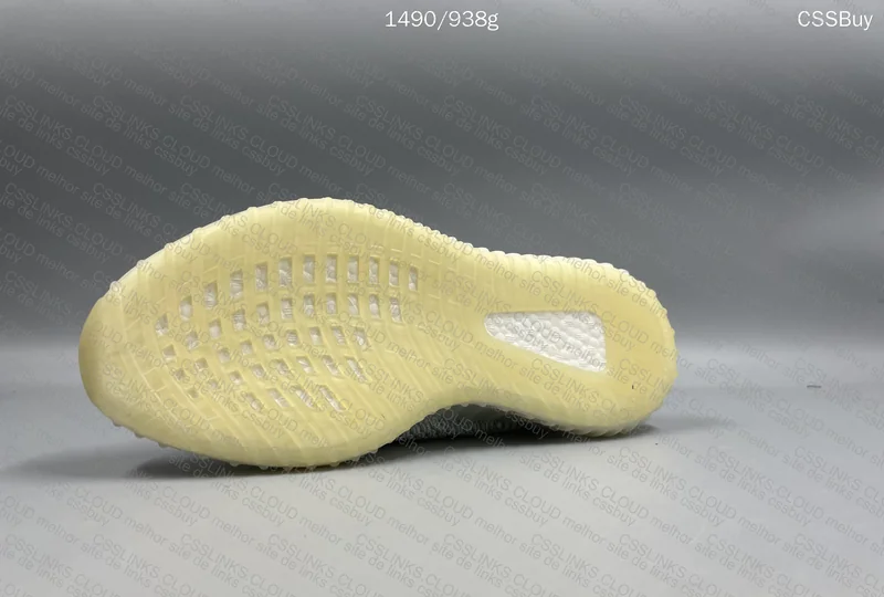 yeezy 350 cloud white 7