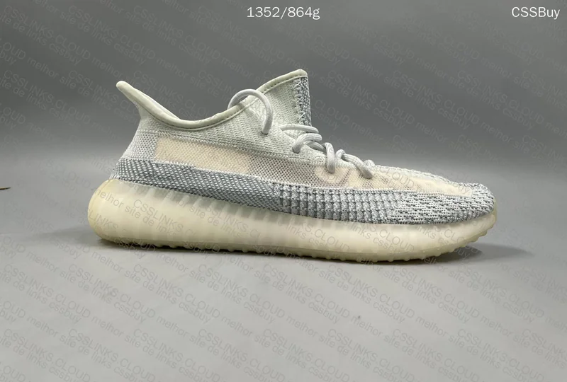 Yeezy 350 “Cloud White” 4