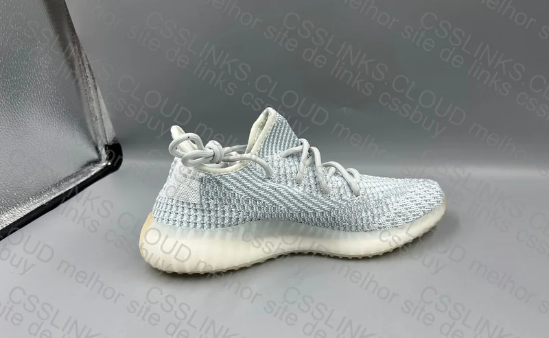 Yeezy 350 Cloud White - LW 370y 2