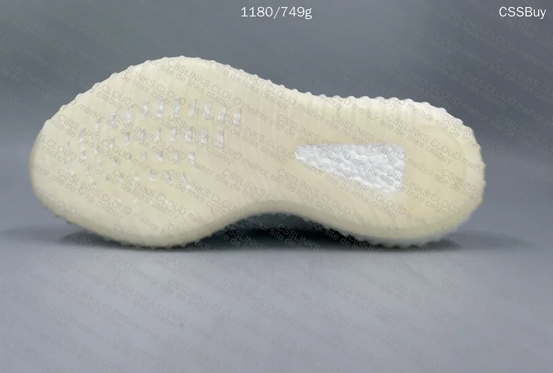 Yeezy 350 Cloud White - Need Help 6