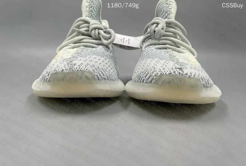 Yeezy 350 Cloud White - Need Help 7