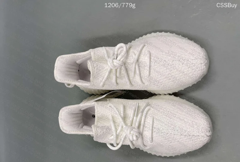YEEZY 350 CREAM WHITE LW B GRADE 5