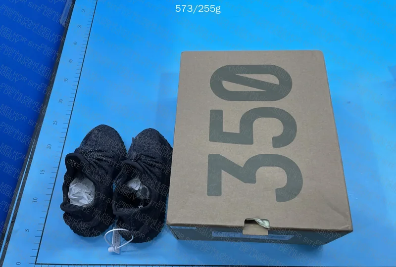 Yeezy 350 and 700 - Kids 3