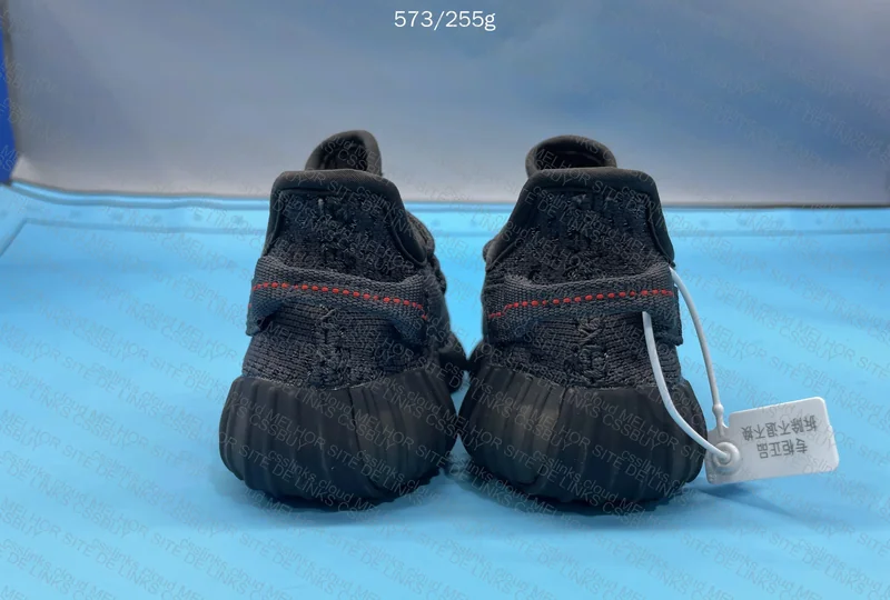 Yeezy 350 and 700 - Kids 6