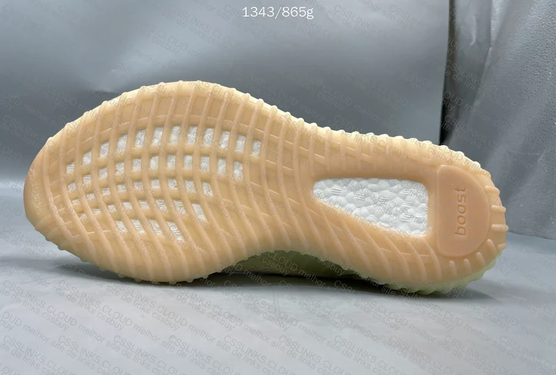 YEEZY 350 (GL???) 5