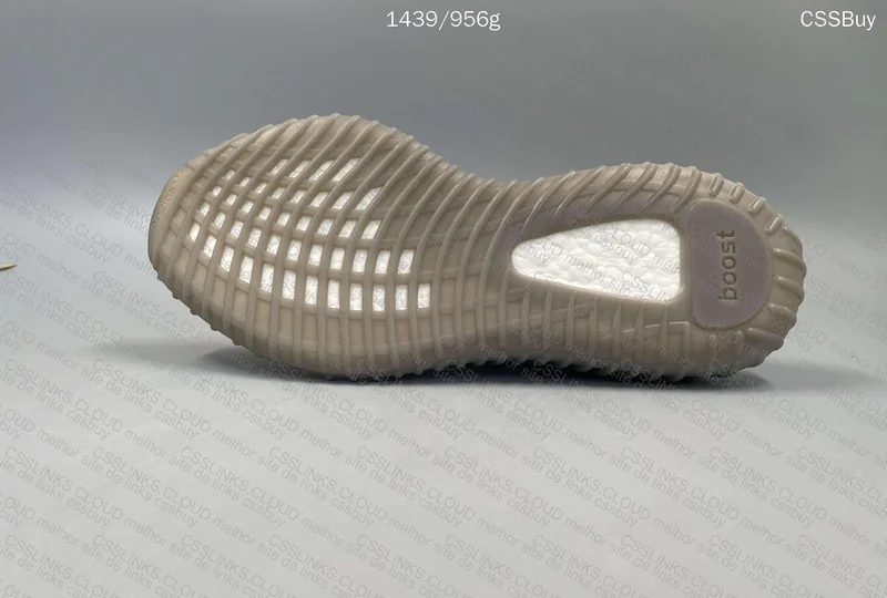 YEEZY 350 GL? me ajudem pfv 7