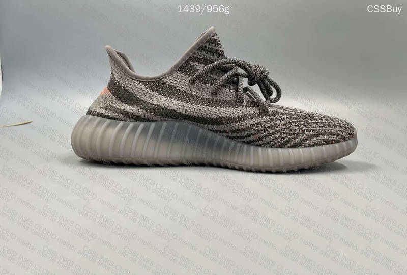 YEEZY 350 GL? me ajudem pfv 8