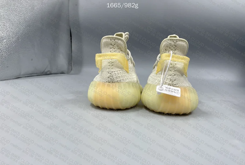 Yeezy 350 Light 4