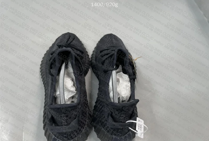 Yeezy 350 LW 9