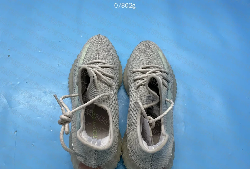 Yeezy 350 “lw” 29y 4