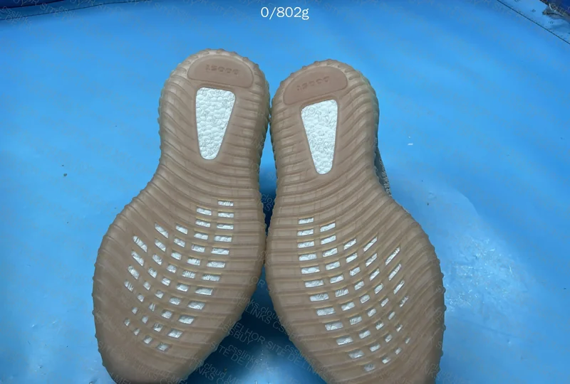 Yeezy 350 “lw” 29y 6