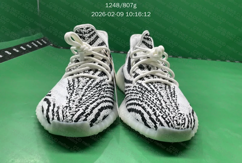 Yeezy 350 LW ZEBRA 2